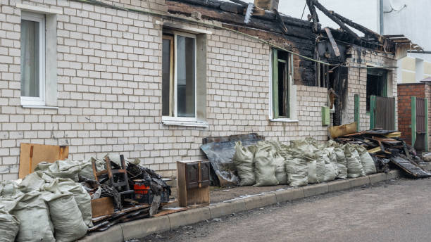 24/7 Emergency Fire Damage Removal experts in Folly Beach, SC